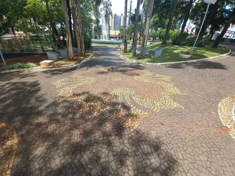 Praça Comendador Müller, no centro de Americana
