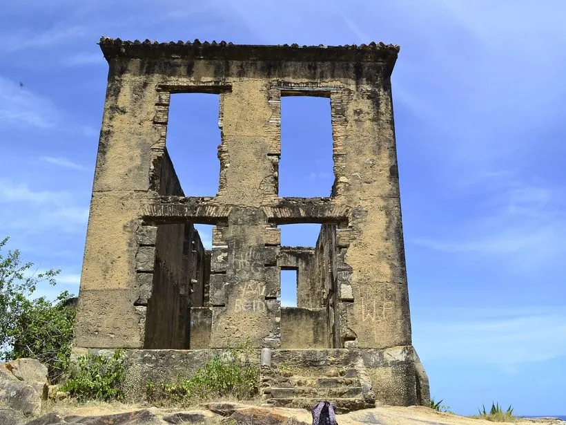 Ruínas de igreja histórica no Cabo de Santo Agostinho