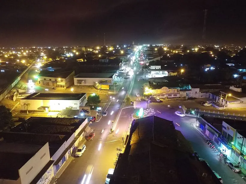 Vista aérea da Avenida Santos Dumont em Codó